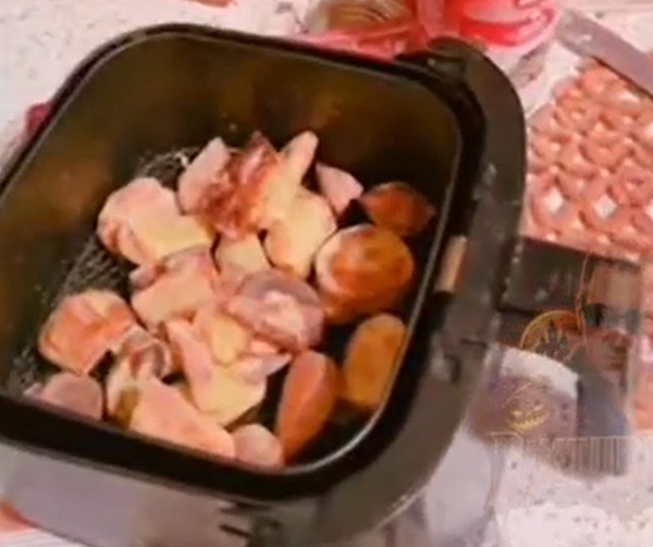 Fájl:Airfryerkrumpli.jpg