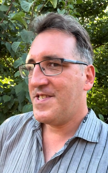 Fájl:Kinemennevelenyaralni.png