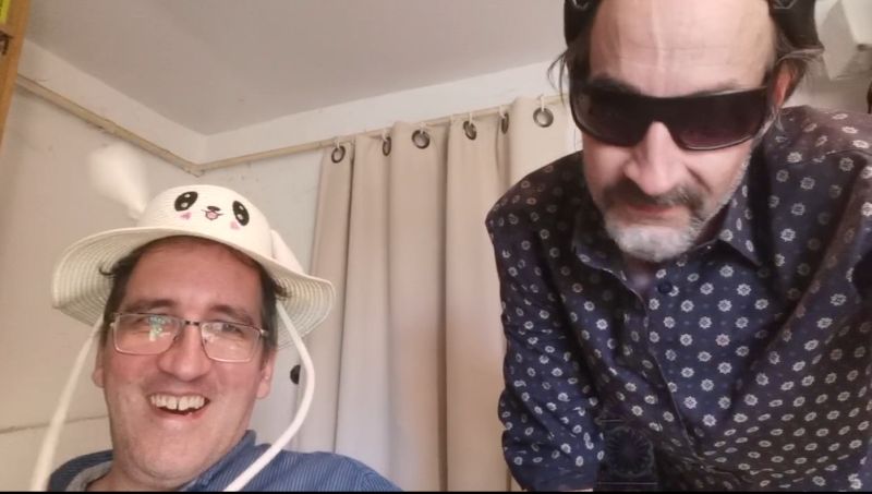 Fájl:Egyuttazigazi.jpg
